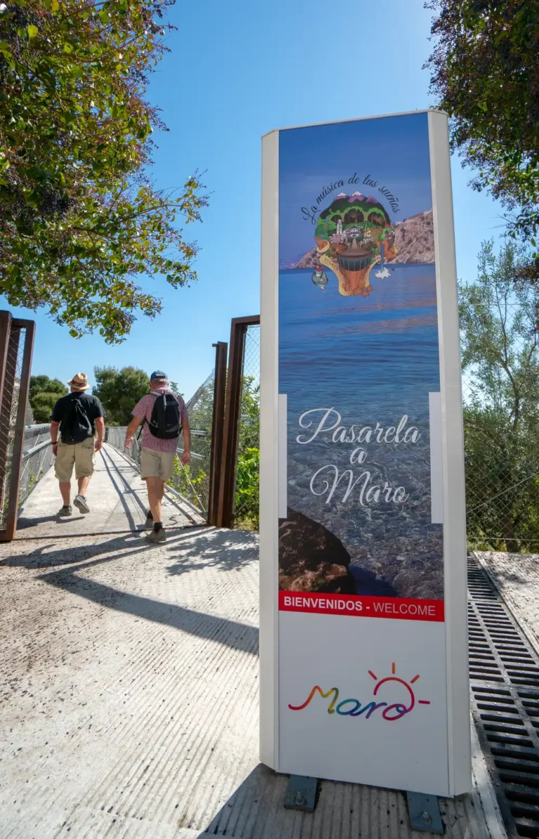 Pasarela Cueva de Nerja- Maro